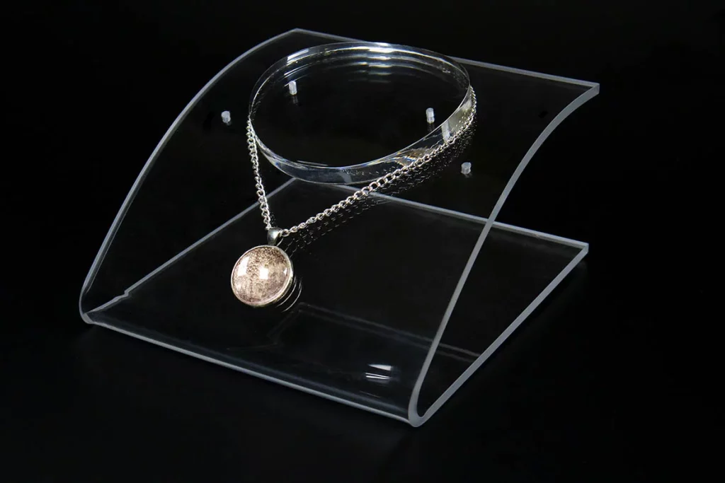 Shop-Präsentation Schmuck-Display